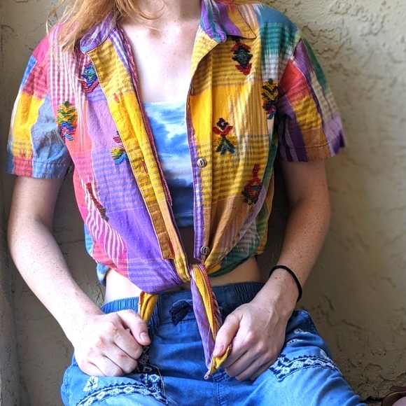 Vintage 80's Rainbow Plaid Embroidered Collared Tie Shirt - Small - Picture 3 of 4